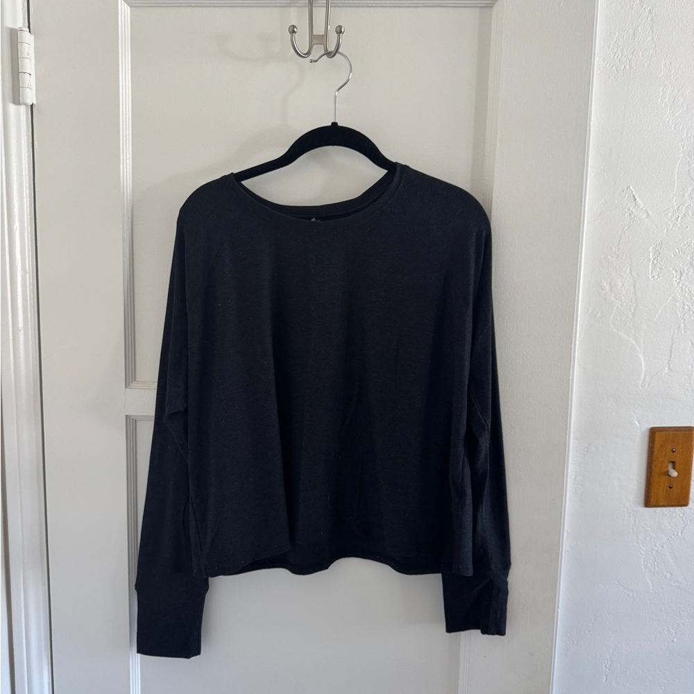 Beyond Yoga Black Long Sleeve Tee